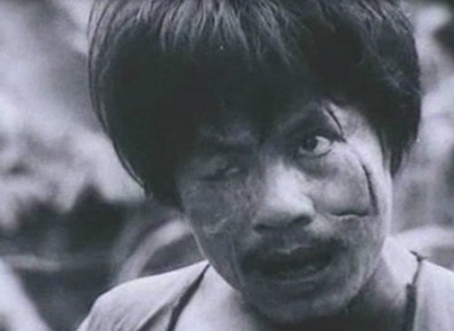 Nghệ sĩ Bùi Cường trong vai Chí Phèo, vai diễn để đời của ông