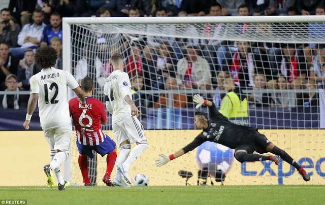 Koke chấm dứt mọi cố gắng của Real Madrid với bàn thắng ở phút 104