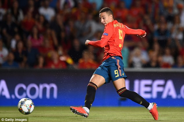  Rodrigo ghi bàn cho ĐT Tây Ban Nha