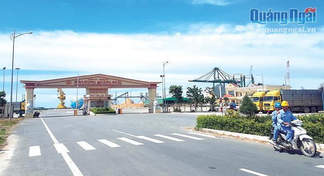 Khu bến cảng tổng hợp Hào Hưng tại KKT Dung Quất.