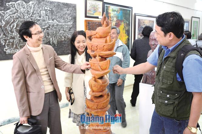  Nhiều tác phẩm điêu khắc của hội viên Hội Văn học - Nghệ thuật Quảng Ngãi được công chúng đánh giá cao.