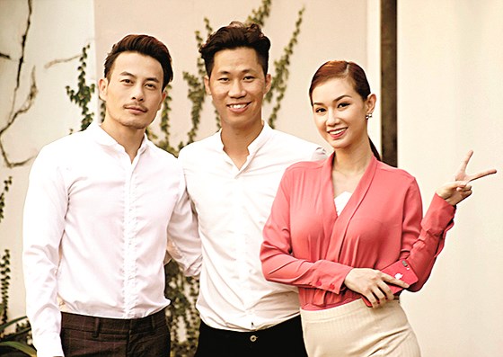  Đạo diễn Đỗ Nam (giữa) cùng 2 diễn viên Trương Thanh Long - Quỳnh Chi