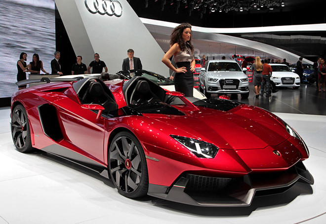 Siêu xe one-off Lamborghini Aventador J cũng thuộc diện bị thu hồi. Ảnh: Autoevolution.