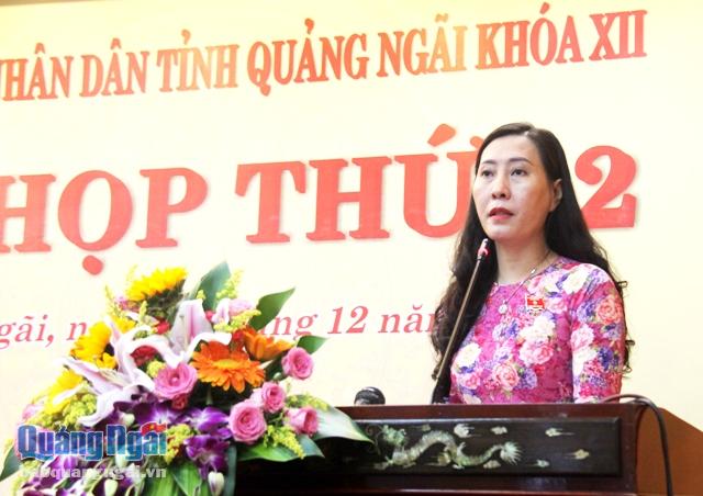 Chủ tịch HĐND tỉnh Bùi Thị Quỳnh Vân phát biểu bế mạc kỳ họp