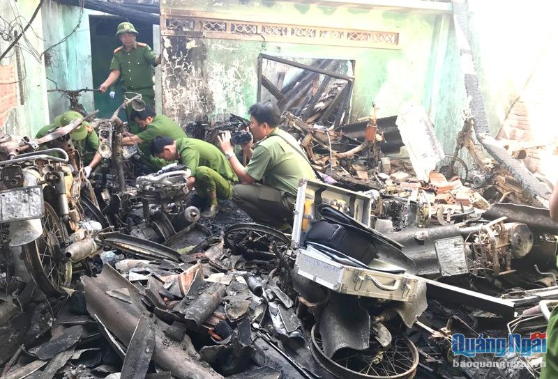 Công an TP Quảng Ngãi đang tiến hành điều tra làm rõ nguyên nhân vụ cháy
