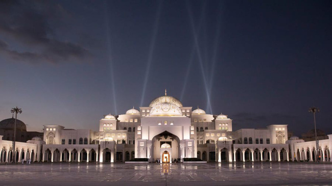 Qasr Al Watan mới khai trương nhằm mục đích cung cấp cho du khách hiểu biết sâu sắc hơn về truyền thống và giá trị của UAE.