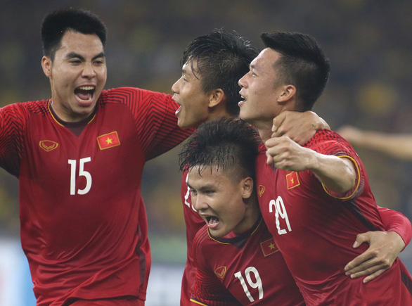 Bóng đá Việt Nam tăng 1 hạng, trở lại vị trí 98 thế giới - Ảnh: N.K.