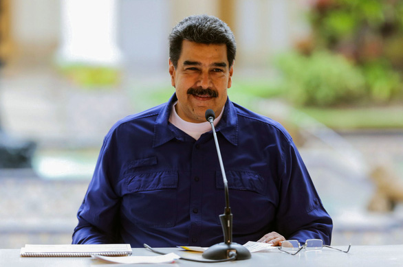  Tổng thống Venezuela Nicolas Maduro phát biểu tại Dinh tổng thống Miraflores ở Caracas ngày 10-4-2019 - Ảnh: AFP