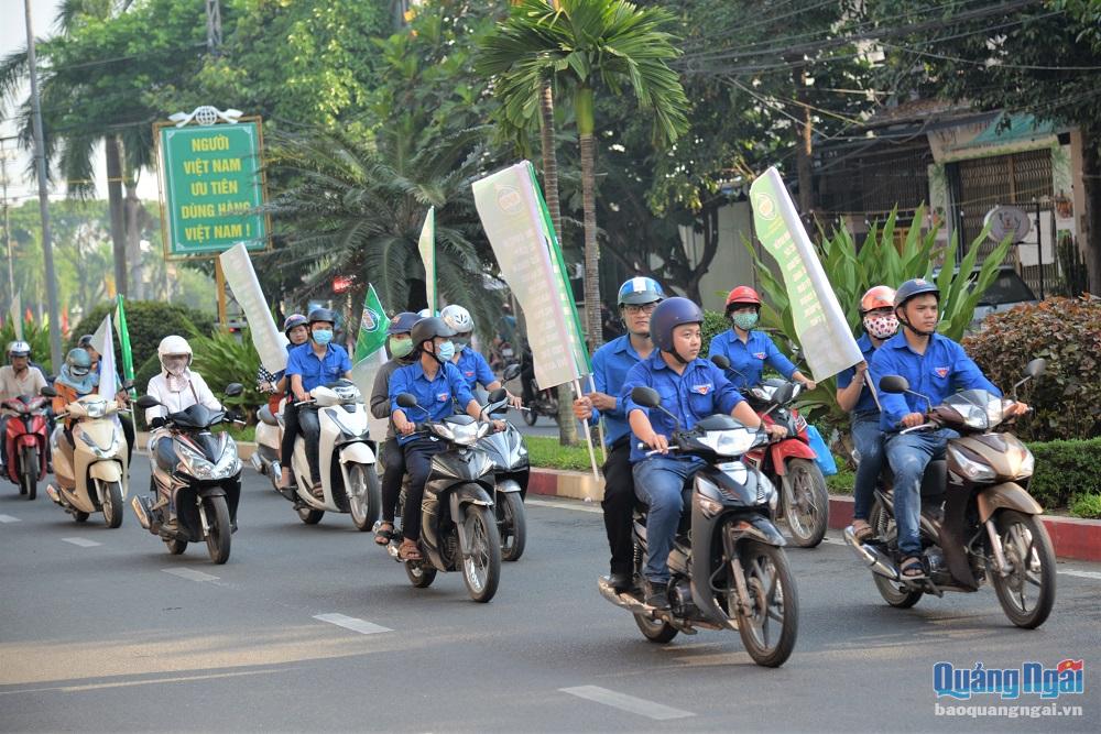 Diễu hành tuyên truyền, hưởng ứng Tháng hành động an toàn thực phẩm tại Quảng Ngãi