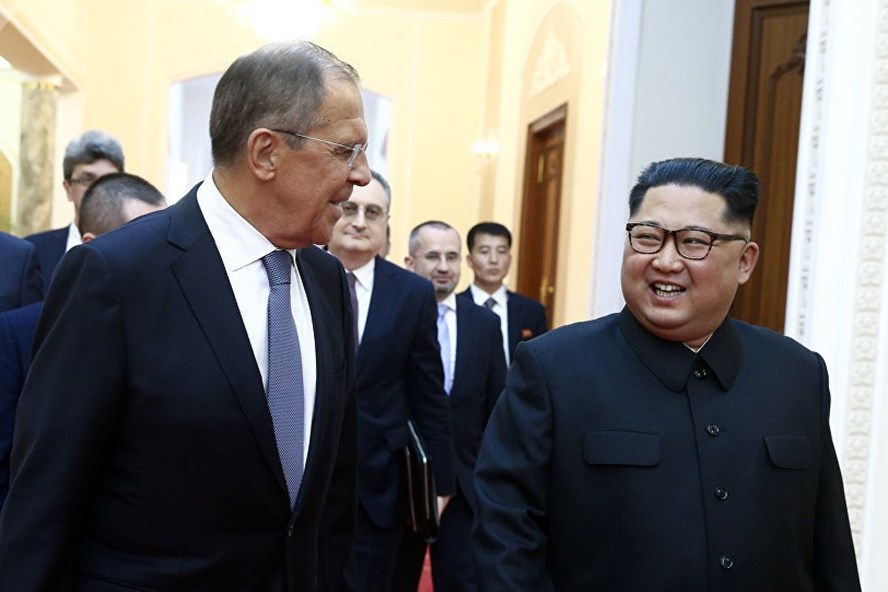 Ông Kim Jong-un khẳng định sẵn sàng hợp tác với Nga về hòa bình trên bán đảo Triều Tiên. Ảnh: Sputnik.