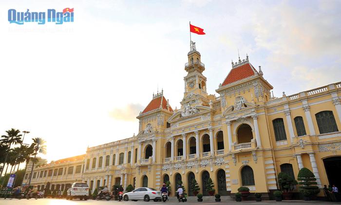 Trụ sở UBND TP.Hồ Chí Minh - nơi chứng kiến những thời khắc lịch sử của dân tộc.           Ảnh: Hữu Khoa