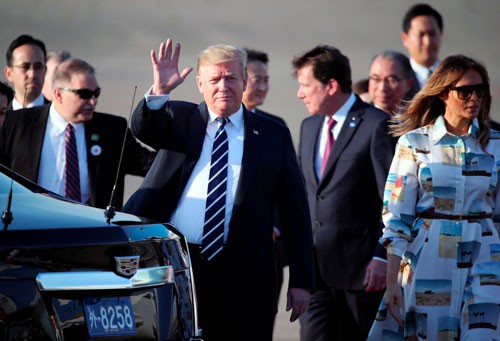  Tổng thống Mỹ Donald Trump tại sân bay quốc tế Haneda ở Tokyo - Nhật Bản hôm 25-5 Ảnh: REUTERS