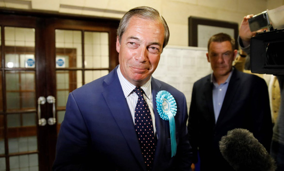  Ông Nigel Farage, lãnh đạo Đảng Brexit - Ảnh: AFP