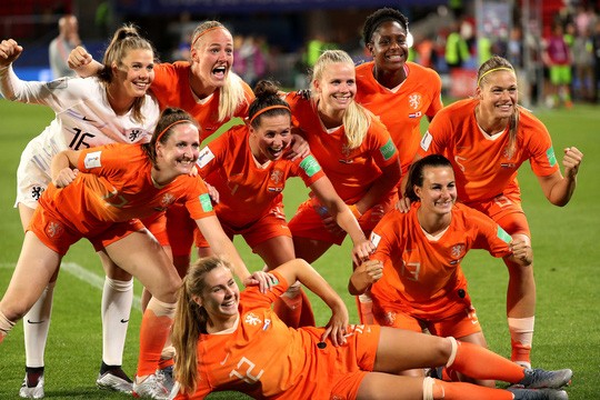 Niềm vui của các tuyển nữ Hà Lan