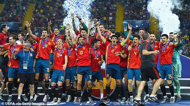 Niềm vui của U21 Tây Ban Nha với chức vô địch U21 châu Âu