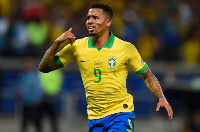 Gabriel Jesus có ngày thi đấu chói sáng giúp Brazil giành thắng lợi ở "siêu kinh điển Nam Mỹ".