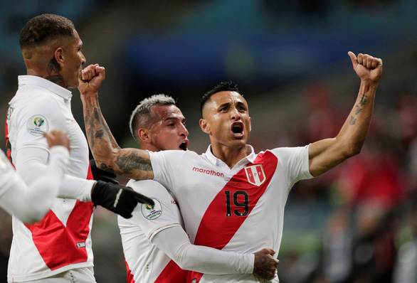  Đội tuyển Peru đã xuất sắc hạ ĐKVĐ Chile để "tái đấu" với Brazil ở chung kết - Ảnh: Reuters