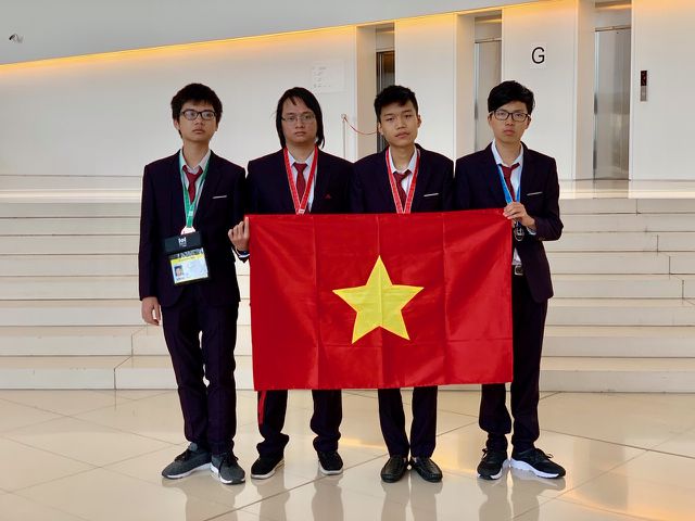   4 học sinh Việt Nam đều đoạt Huy chương