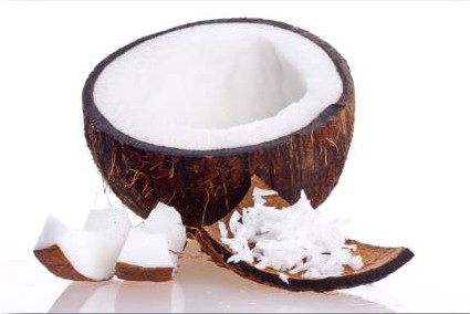 Cùi dừa già chứa nhiều kẽm là món ăn tốt bổ sung sự thiếu hụt kẽm của người bệnh lao.