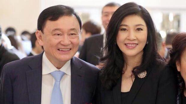  Cựu thủ tướng Thaksin và em gái Yingluck. Ảnh: Bangkok Post.