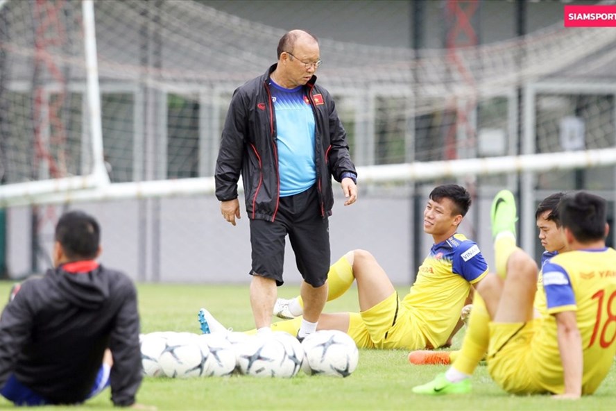  HLV Park Hang-seo loại tiền đạo Hà Minh Tuấn trước thềm trận đấu với ĐT Thái Lan. Ảnh: Siam Sport