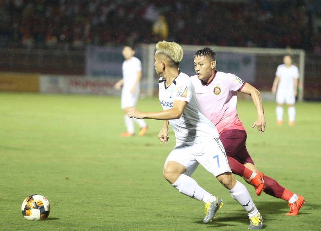 Hồng Duy là tác giả của bàn thắng duy nhất cho HA Gia Lai trong trận đấu này