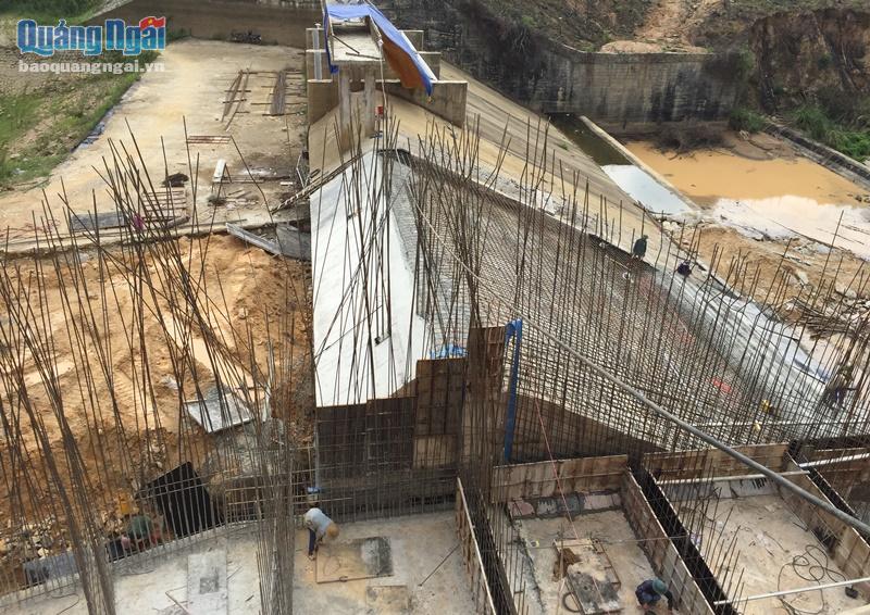 Dự án nâng cấp hồ chứa nước Liệt Sơn dự kiến hoàn thành vào giữa tháng 10.2019.