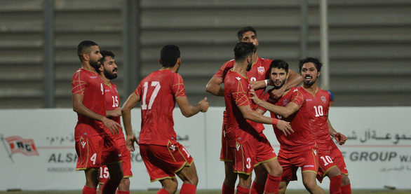 Niềm vui của các cầu thủ Bahrain sau khi ghi bàn vào lưới Iran - Ảnh: AFC