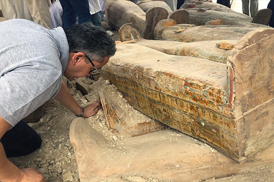 Khai quật thêm 20 quan tài tại thành phố Luxor, Ai Cập. Ảnh: CNN