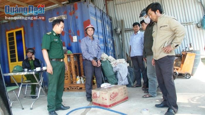 BĐBP Quảng Ngãi bắt quả tang một vụ vận chuyển và buôn bán vật liệu nổ (ảnh TL)