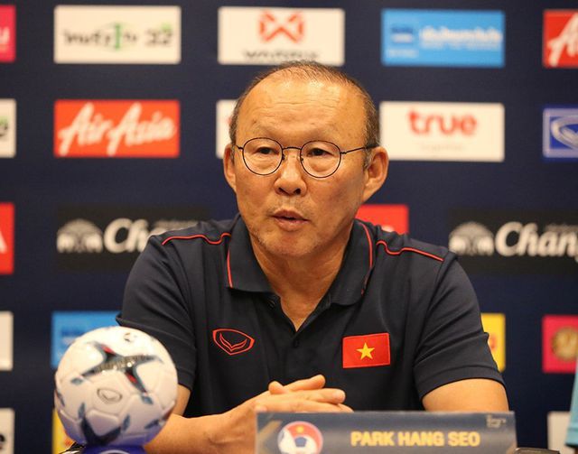 HLV Park Hang Seo chính thức dẫn dắt đội tuyển Việt Nam thêm 3 năm