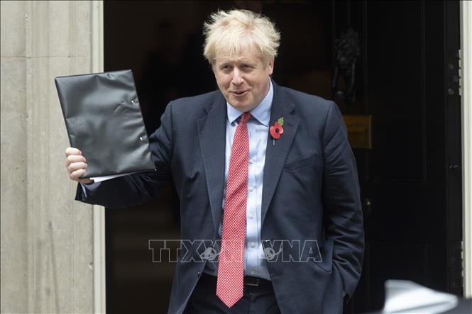 Thủ tướng Anh Boris Johnson tại thủ đô London ngày 29/10/2019. Ảnh: THX/TTXVN