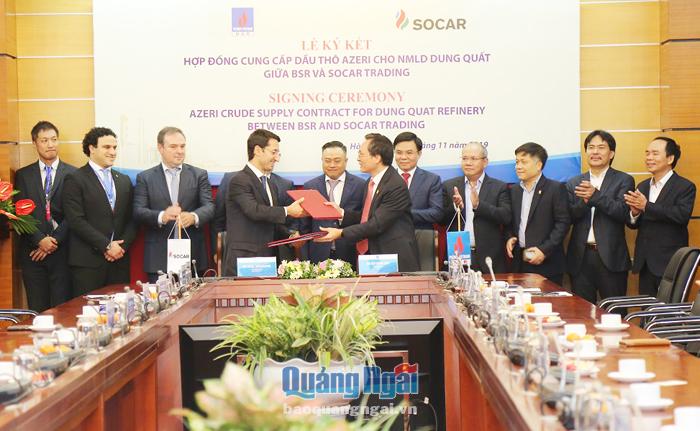  BSR ký kết hợp đồng cung cấp dầu thô Azeri cho NMLD Dung Quất với SOCAR Trading.