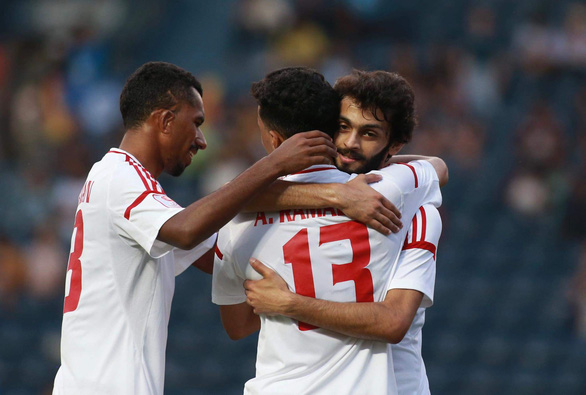 Niềm vui của các cầu thủ U23 UAE sau khi ghi bàn vào lưới Triều Tiên - Ảnh: NGUYỄN KHÁNH