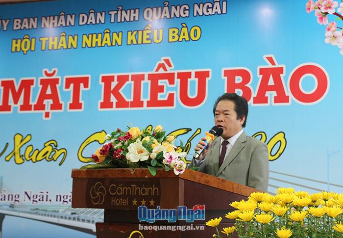 Phó Chủ tịch UBND tỉnh Võ Phiên phát biểu tại buổi gặp mặt