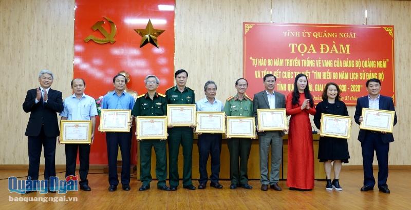 Những tập thể đạt giải cuộc thi viết “ Tìm hiểu Lịch sử Đảng bộ tỉnh Quảng Ngãi giai đoạn 1930- 2020