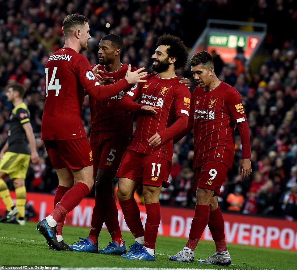  Liverpool có chiến thắng tưng bừng 4-0 với cú đúp của Salah.