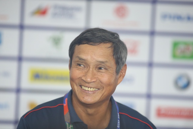 HLV Mai Đức Chung tự tin trước trận đấu với Myanmar tại vòng loại Olympic (ảnh: Trọng Vũ)