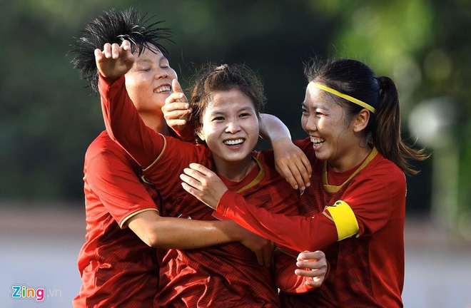 Nữ Việt Nam giành chiến thắng 1-0 trước Myanmar. Ảnh: Minh Chiến.