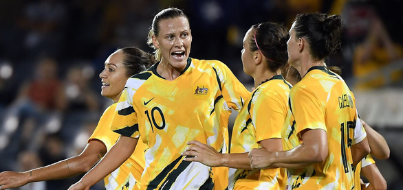 Niềm vui của các tuyển thủ nữ Úc sau khi ghi bàn vào lưới Thái Lan - Ảnh: AFC