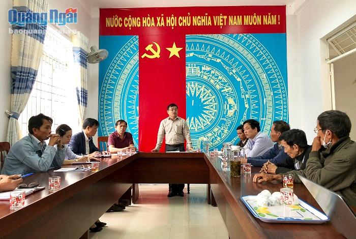 Quang cảnh cuộc họp giữa UBND TP.Quảng Ngãi với xã Tịnh an về trường hợp của bà Hồng
