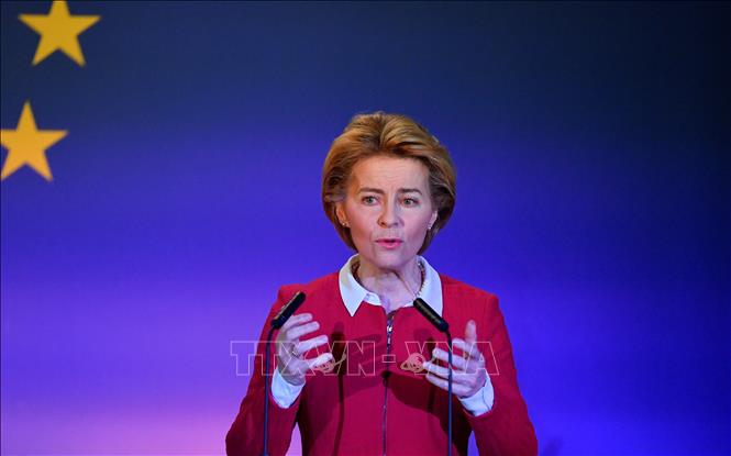  Chủ tịch Ủy ban châu Âu Ursula von der Leyen phát biểu tại cuộc họp báo ở Brussels, Bỉ ngày 31/1/2020. Ảnh: AFP/TTXVN