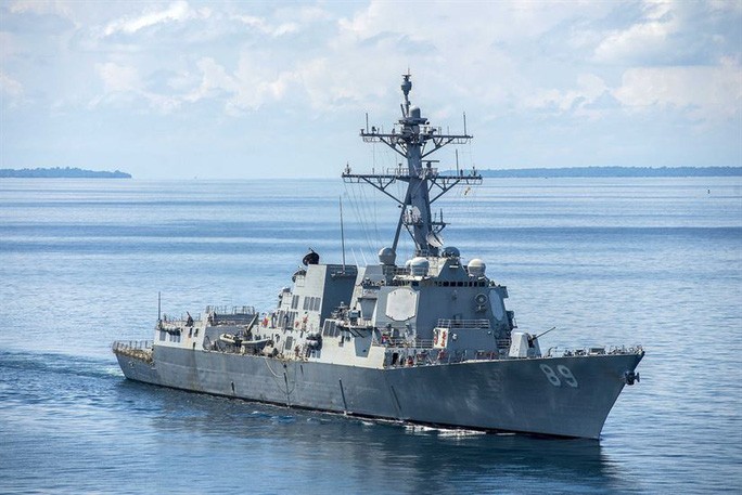 Tàu khu trục mang tên lửa dẫn đường USS Mustin lớp Arleigh Burke của Mỹ. Ảnh: Hải quân Mỹ