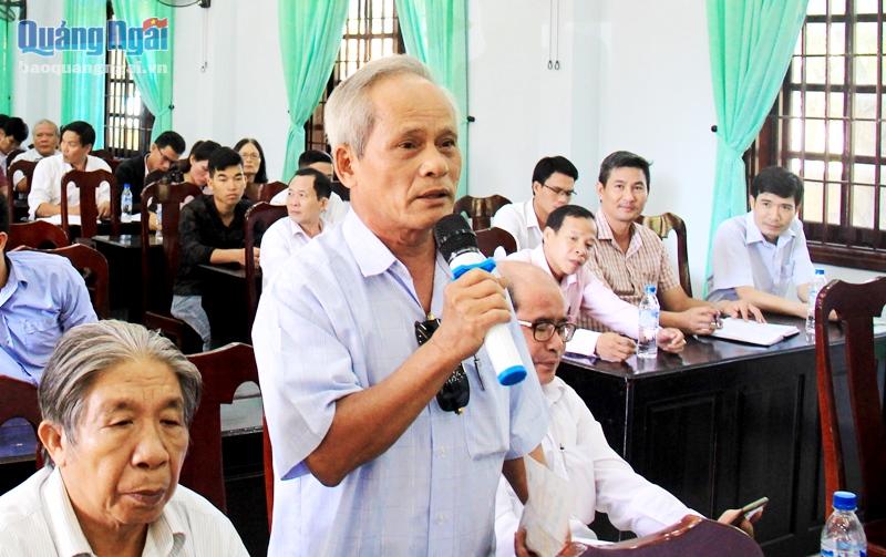 Cử tri thị trấn Trà Xuân kiến nghị với Đoàn ĐBQH tỉnh
