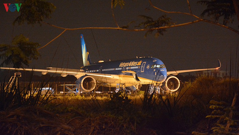 Máy bay đưa công dân Việt Nam từ châu Âu trở về, hạ cánh xuống sân bay Đà Nẵng hồi tháng 4/2020.