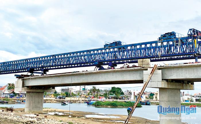 Cầu An Phú vừa được UBND tỉnh cho phép thi công trở lại.