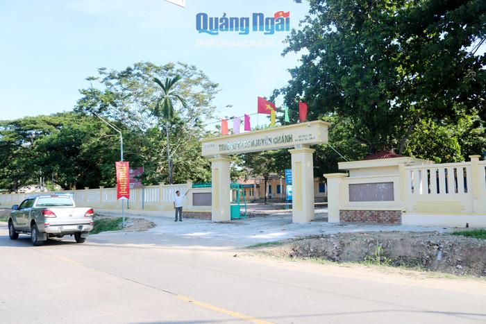 Trường THCS Nguyễn Chánh (Sơn Tịnh) được đầu tư cơ sở vật chất để nâng cao chất lượng dạy và học trong năm học mới.             Ảnh: Duy Hùng