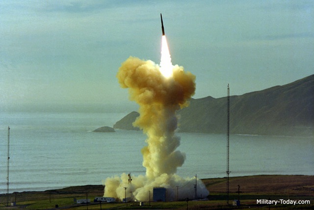 Tên lửa LGM-30 Minuteman III (Ảnh: Millitary Today)