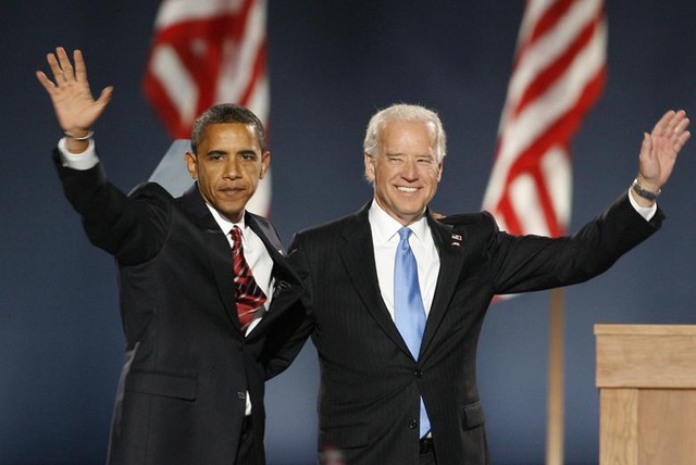 Cựu Tổng thống Mỹ Barack Obama và ứng viên đảng Dân chủ Joe Biden (Ảnh: Reuters)