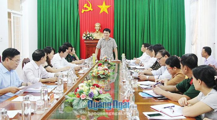 Phó Bí thư Thường trực Tỉnh ủy Đặng Ngọc Huy làm việc với Ban Thường vụ Huyện ủy Ba Tơ.